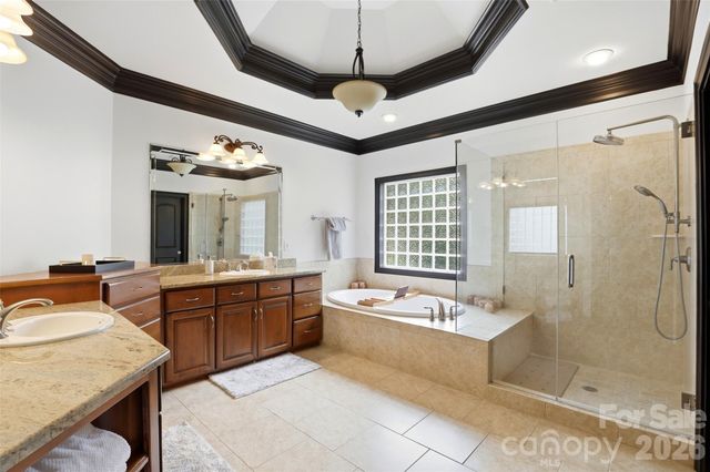 4077 French Fields Lane, Harrisburg, NC 28075