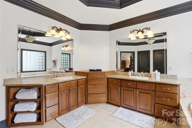 4077 French Fields Lane, Harrisburg, NC 28075