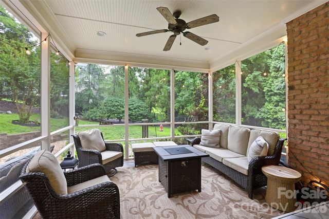 4077 French Fields Lane, Harrisburg, NC 28075