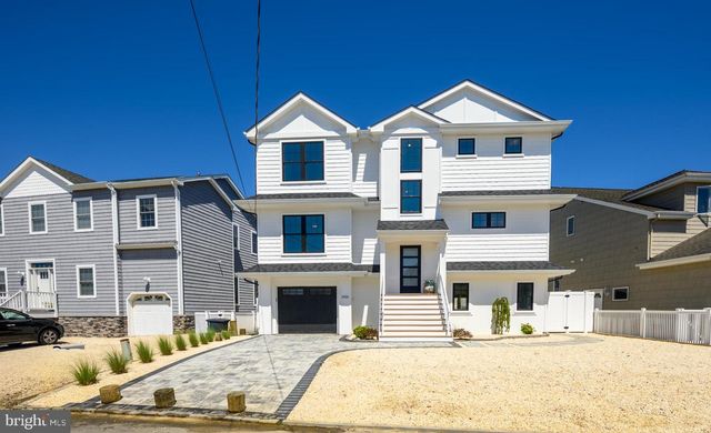 1426 PAUL BLVD, Manahawkin, NJ 08050