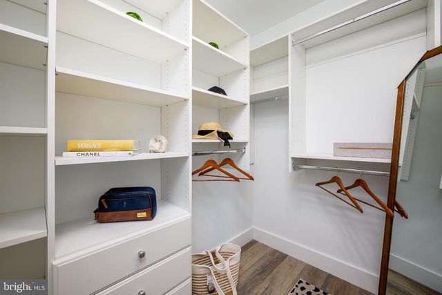 1426 PAUL BLVD, Manahawkin, NJ 08050