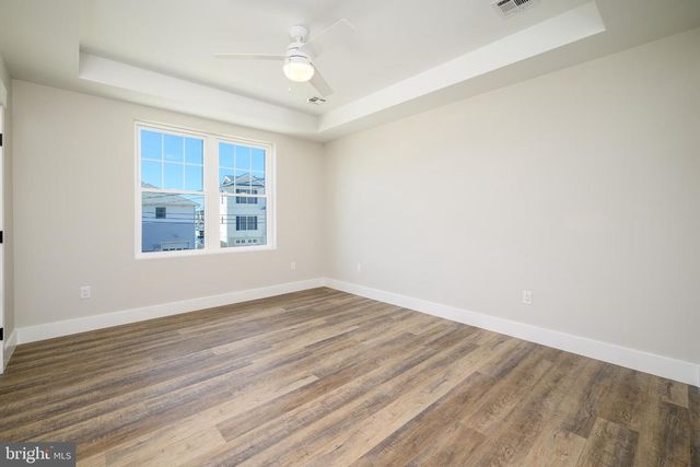 1426 PAUL BLVD, Manahawkin, NJ 08050