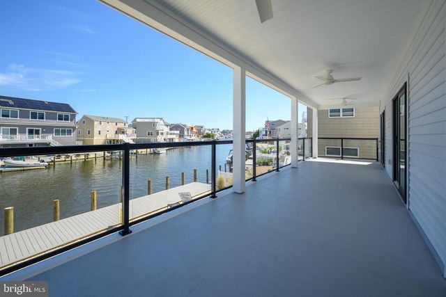 1426 PAUL BLVD, Manahawkin, NJ 08050