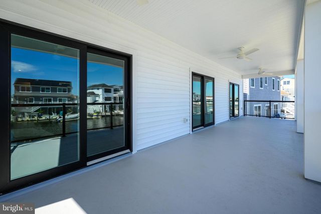 1426 PAUL BLVD, Manahawkin, NJ 08050