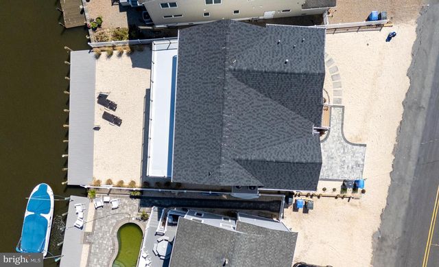 1426 PAUL BLVD, Manahawkin, NJ 08050