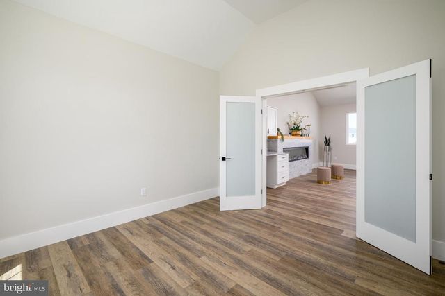 1426 PAUL BLVD, Manahawkin, NJ 08050