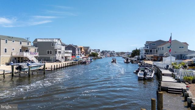 1426 PAUL BLVD, Manahawkin, NJ 08050