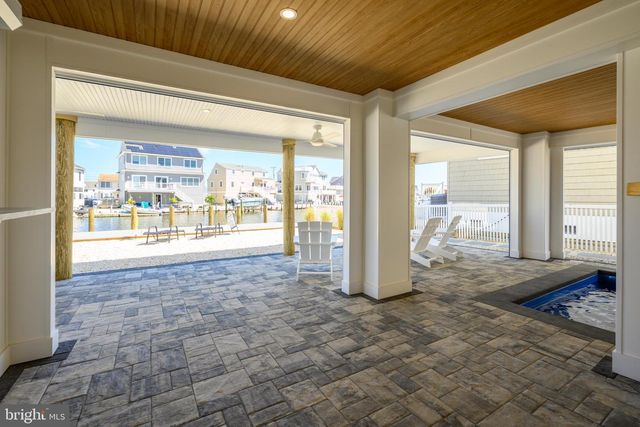 1426 PAUL BLVD, Manahawkin, NJ 08050