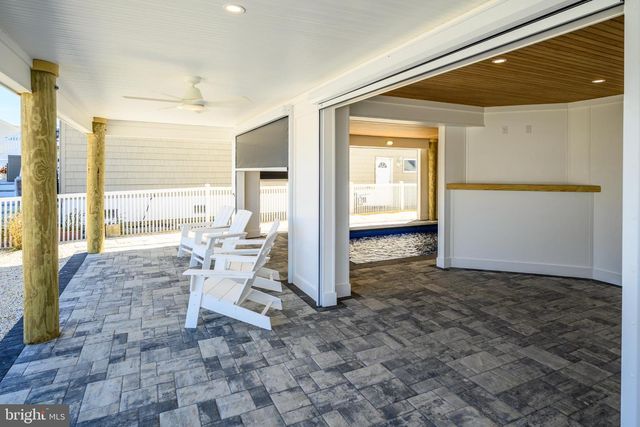 1426 PAUL BLVD, Manahawkin, NJ 08050