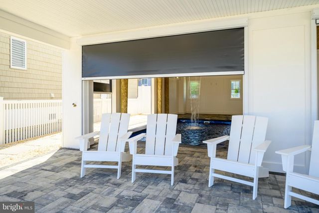 1426 PAUL BLVD, Manahawkin, NJ 08050