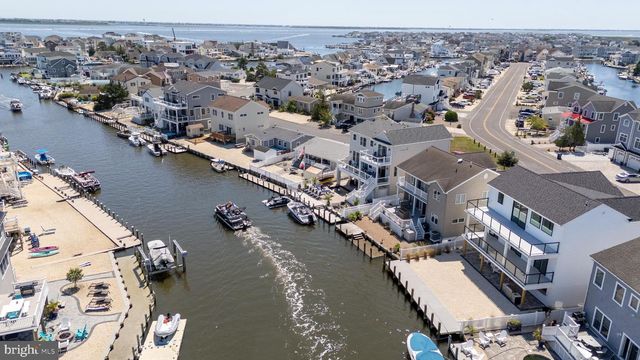 1426 PAUL BLVD, Manahawkin, NJ 08050