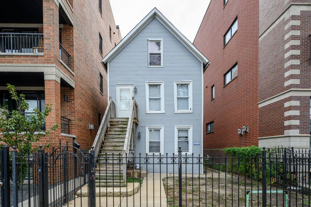 3311 N Sheffield Avenue, Chicago, IL 60657 — exterior