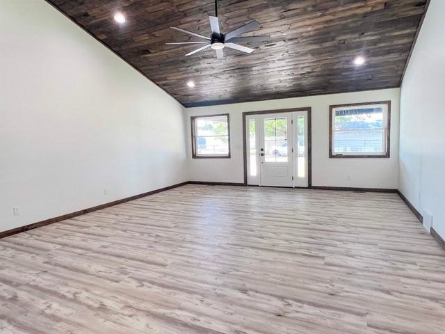 435 Fairlane Street, Harrison, MI 48625