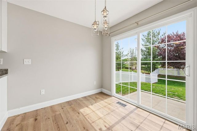 3424 Charlestowne Crossing Drive, St Charles, MO 63301