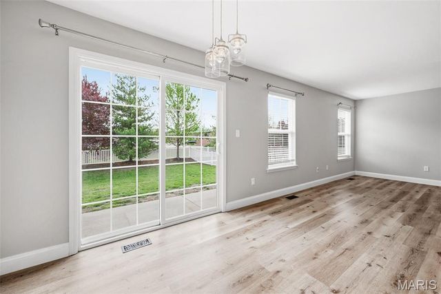 3424 Charlestowne Crossing Drive, St Charles, MO 63301