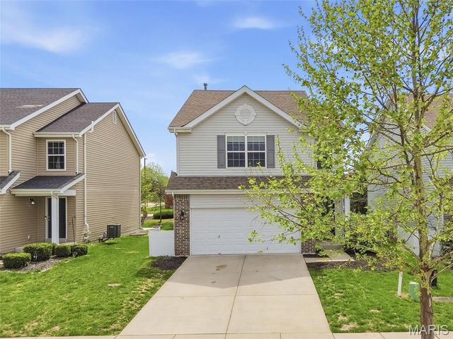 3424 Charlestowne Crossing Drive, St Charles, MO 63301