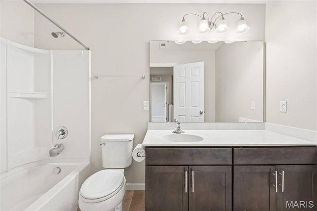 3424 Charlestowne Crossing Drive, St Charles, MO 63301