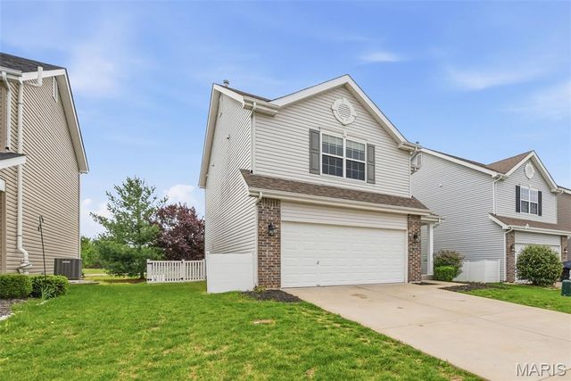 3424 Charlestowne Crossing Drive, St Charles, MO 63301