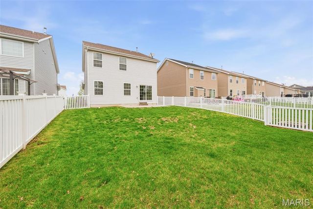 3424 Charlestowne Crossing Drive, St Charles, MO 63301
