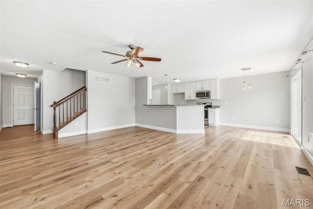 3424 Charlestowne Crossing Drive, St Charles, MO 63301