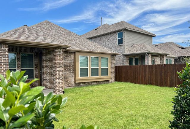 1817 Horseshoe Lane, Van Alstyne, TX 75495