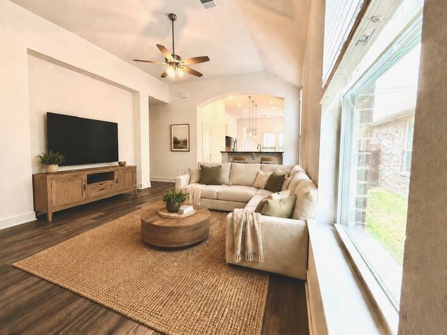 1817 Horseshoe Lane, Van Alstyne, TX 75495
