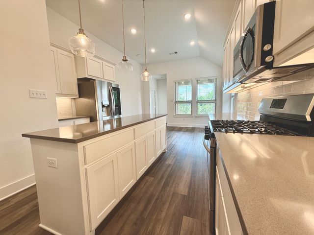 1817 Horseshoe Lane, Van Alstyne, TX 75495