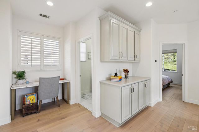 8 Rowe Ranch Ct, Novato, CA 94949