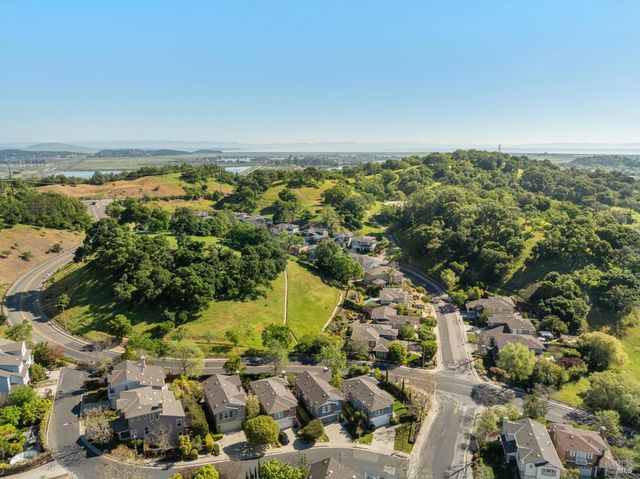 8 Rowe Ranch Ct, Novato, CA 94949