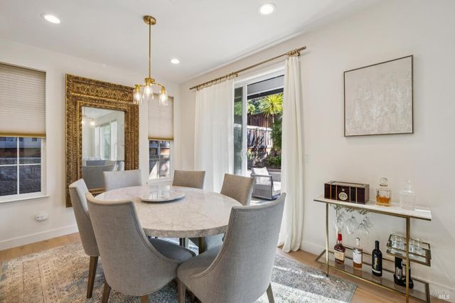 8 Rowe Ranch Ct, Novato, CA 94949