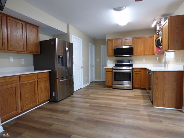 6330 W Chelmsford Drive, Mccordsville, IN 46055