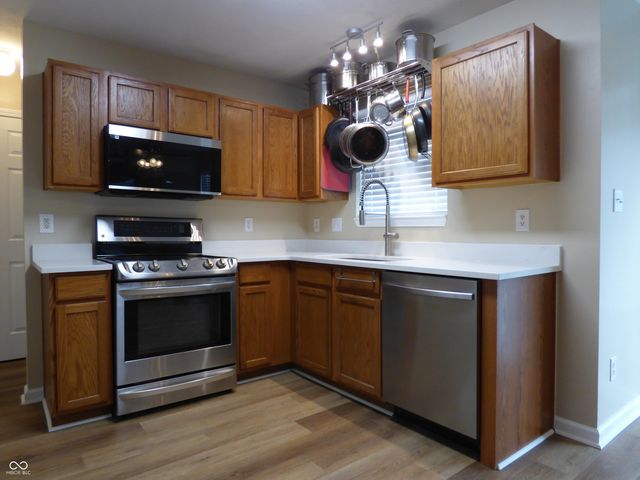 6330 W Chelmsford Drive, Mccordsville, IN 46055