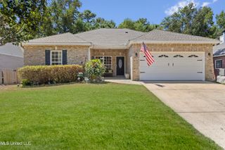 2213 Rue Beaux Chenes, Ocean Springs, MS 39564
