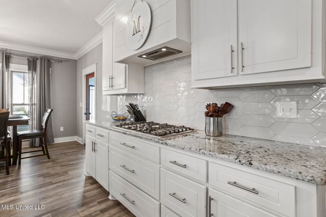 806 Long Leaf Circle, Brandon, MS 39042