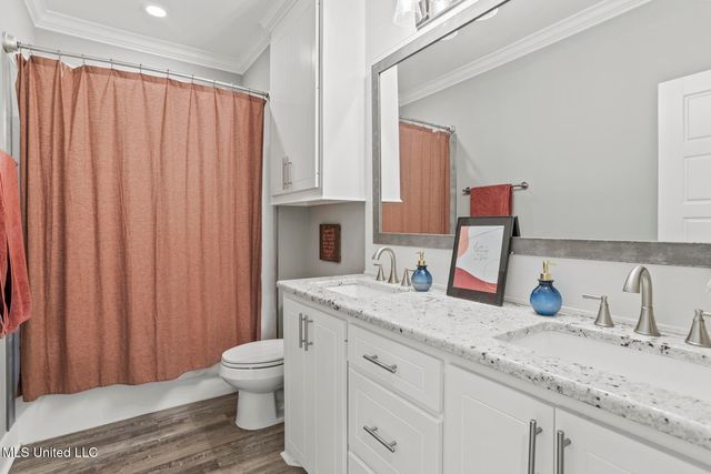 806 Long Leaf Circle, Brandon, MS 39042