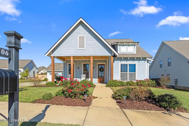 806 Long Leaf Circle, Brandon, MS 39042