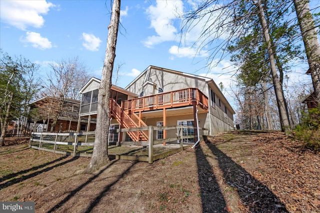 686 LAKE CAROLINE DR, Ruther Glen, VA 22546