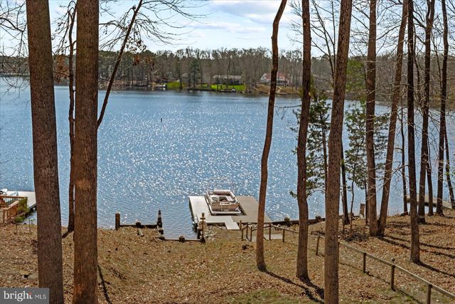 686 LAKE CAROLINE DR, Ruther Glen, VA 22546