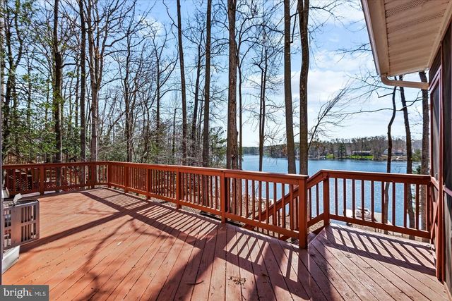 686 LAKE CAROLINE DR, Ruther Glen, VA 22546