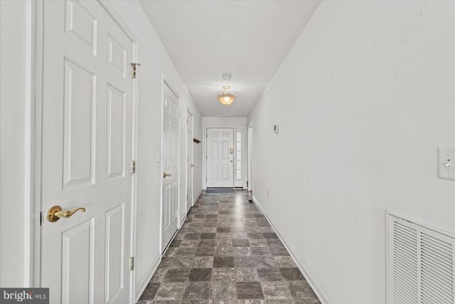 686 LAKE CAROLINE DR, Ruther Glen, VA 22546