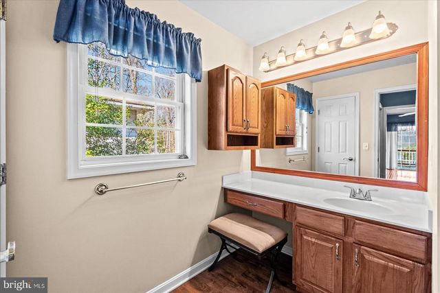 686 LAKE CAROLINE DR, Ruther Glen, VA 22546