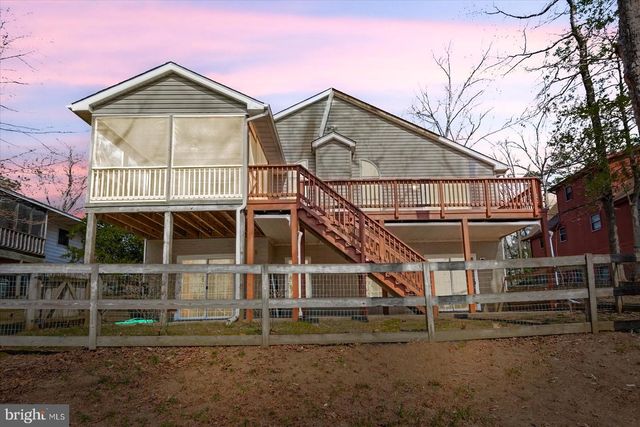 686 LAKE CAROLINE DR, Ruther Glen, VA 22546