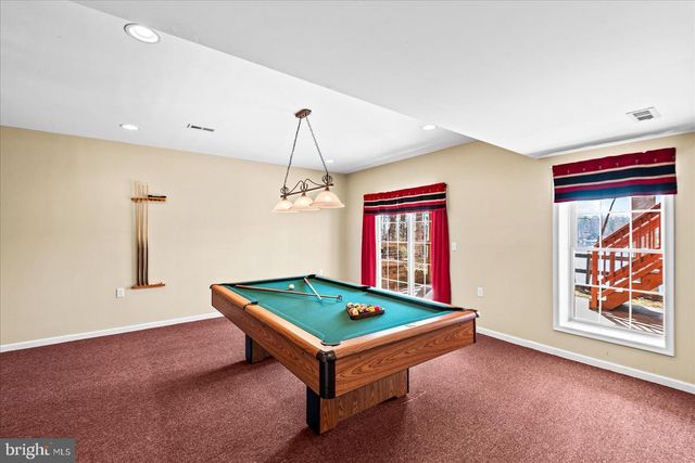 686 LAKE CAROLINE DR, Ruther Glen, VA 22546