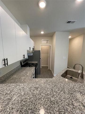 214 Harmony Meadows Court 214, Dardenne Prairie, MO 63368