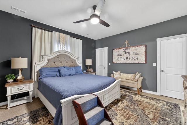 135 Triple Crown Ct, Shelbyville, TN 37160