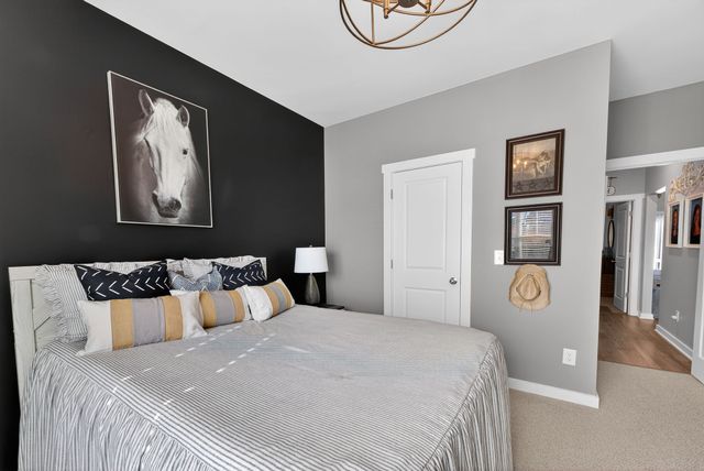 135 Triple Crown Ct, Shelbyville, TN 37160