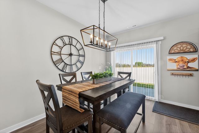 135 Triple Crown Ct, Shelbyville, TN 37160