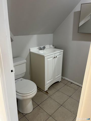 85 James Street 3, Bridgeport, CT 06604