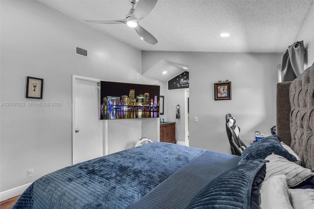 7059 Woodmont Way, Tamarac, FL 33321