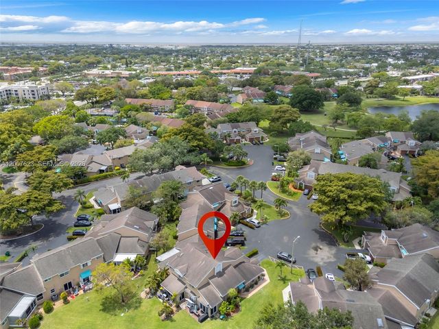 7059 Woodmont Way, Tamarac, FL 33321